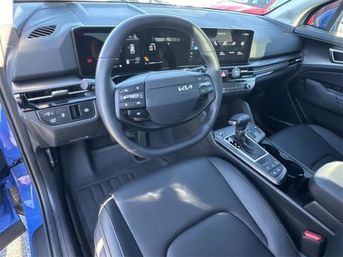 Certified 2026 Kia Sportage EX w/ EX Panorama Roof Package image 35