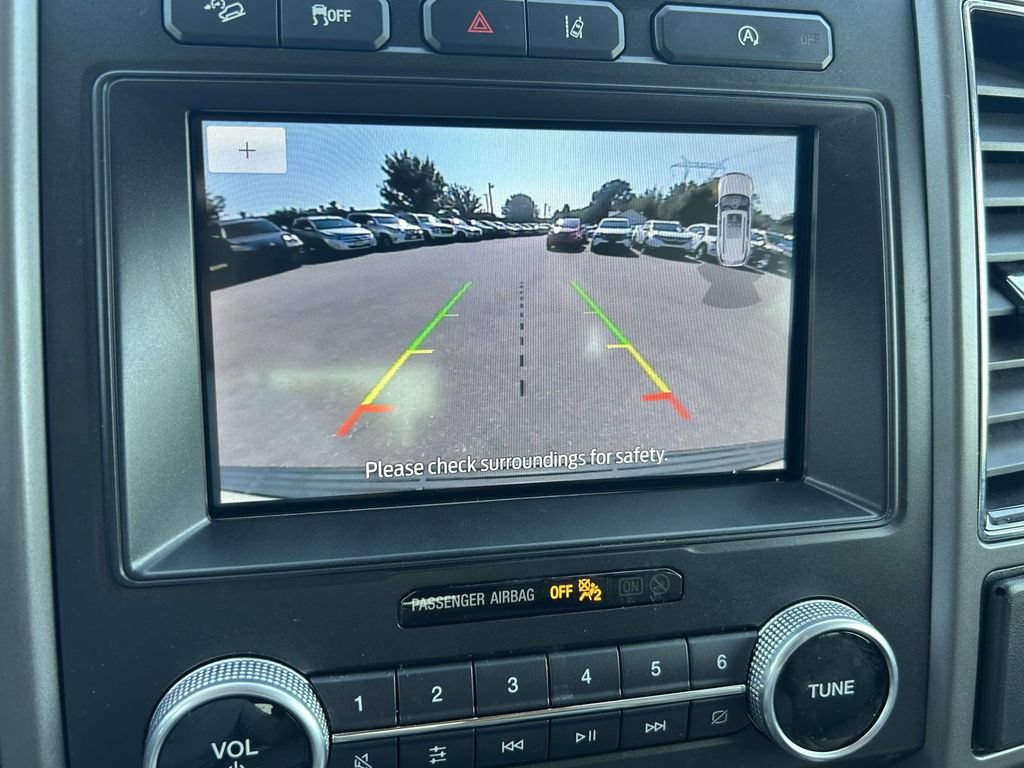 Used 2021 Ford Expedition XLT AWD/4WD image 24