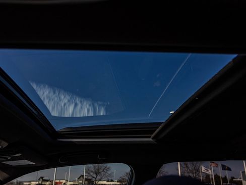 New 2025 Subaru Forester Premium image 24