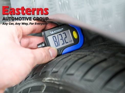 Used 2023 BMW 330i Sedan w/ M Sport Package image 27