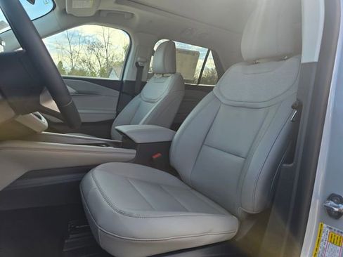 New 2026 Ford Explorer Active image 10