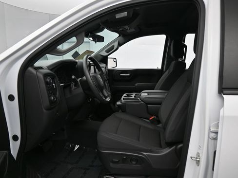 Used 2024 Chevrolet Silverado 1500 Custom Trail Boss AWD/4WD image 11