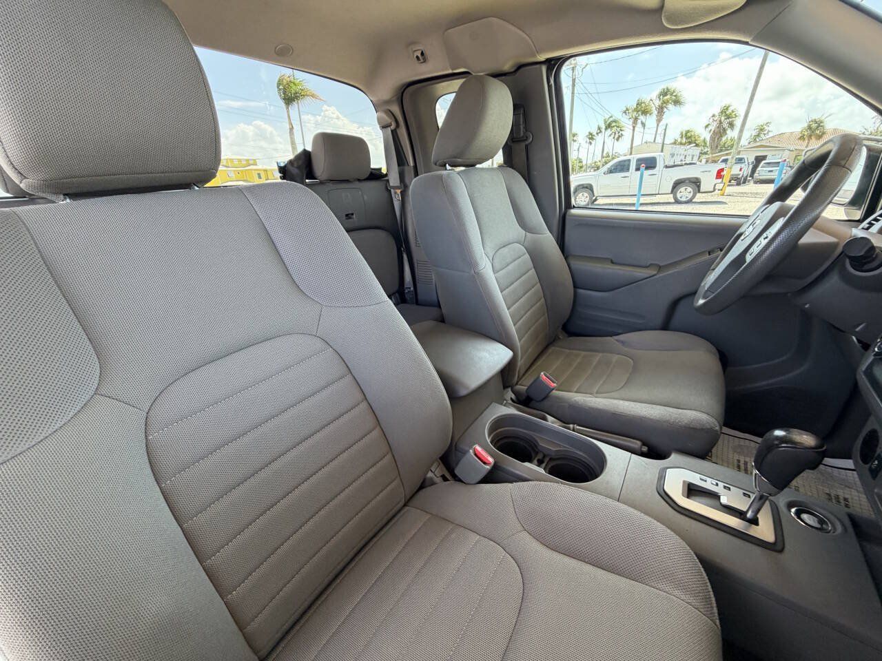 Used 2021 Nissan Frontier S RWD image 19