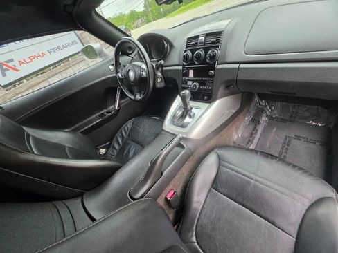 Used 2009 Saturn Sky w/ Premium Trim Package image 10