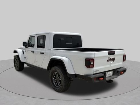 Used 2026 Jeep Gladiator Mojave AWD/4WD image 4