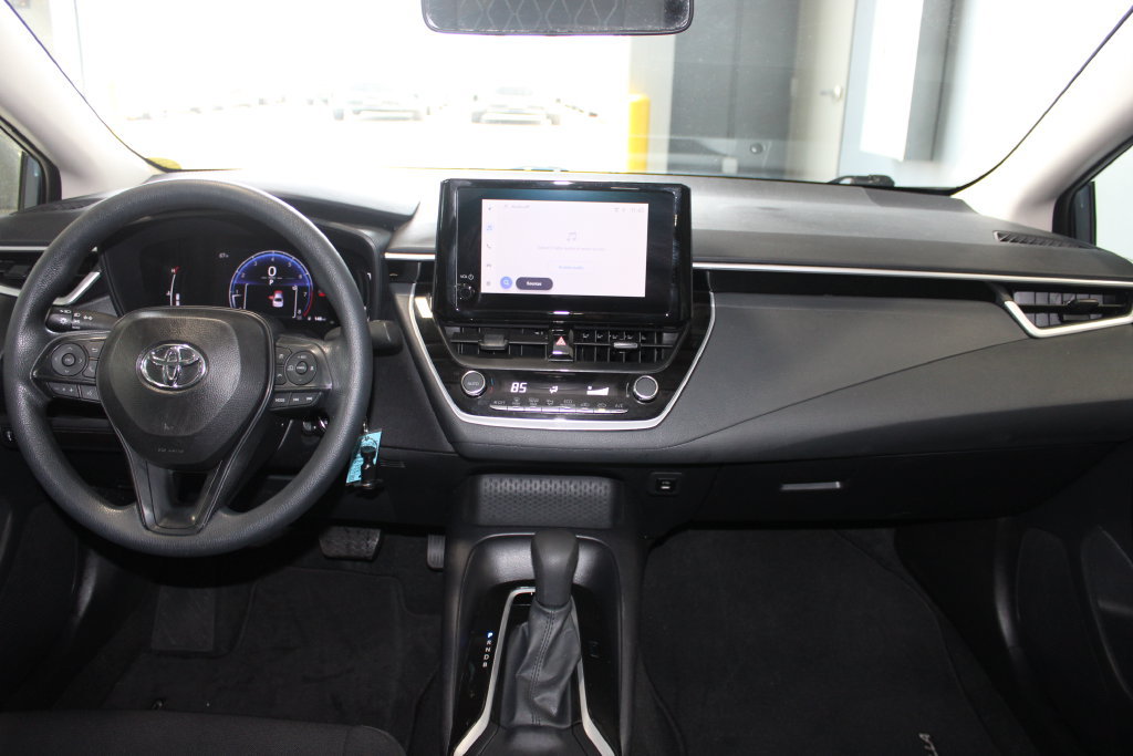 Used 2026 Toyota Corolla LE FWD image 14