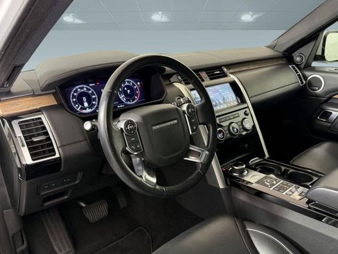 Used 2018 Land Rover Discovery HSE Luxury image 4