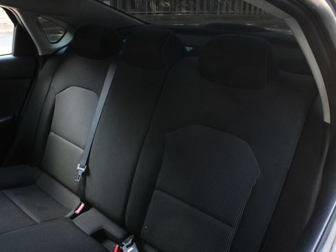 Used 2020 Kia Forte LXS FWD image 18
