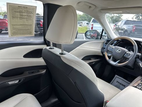 Used 2024 Lexus RX 350 Premium w/ Accessory Package (K3) AWD/4WD image 15