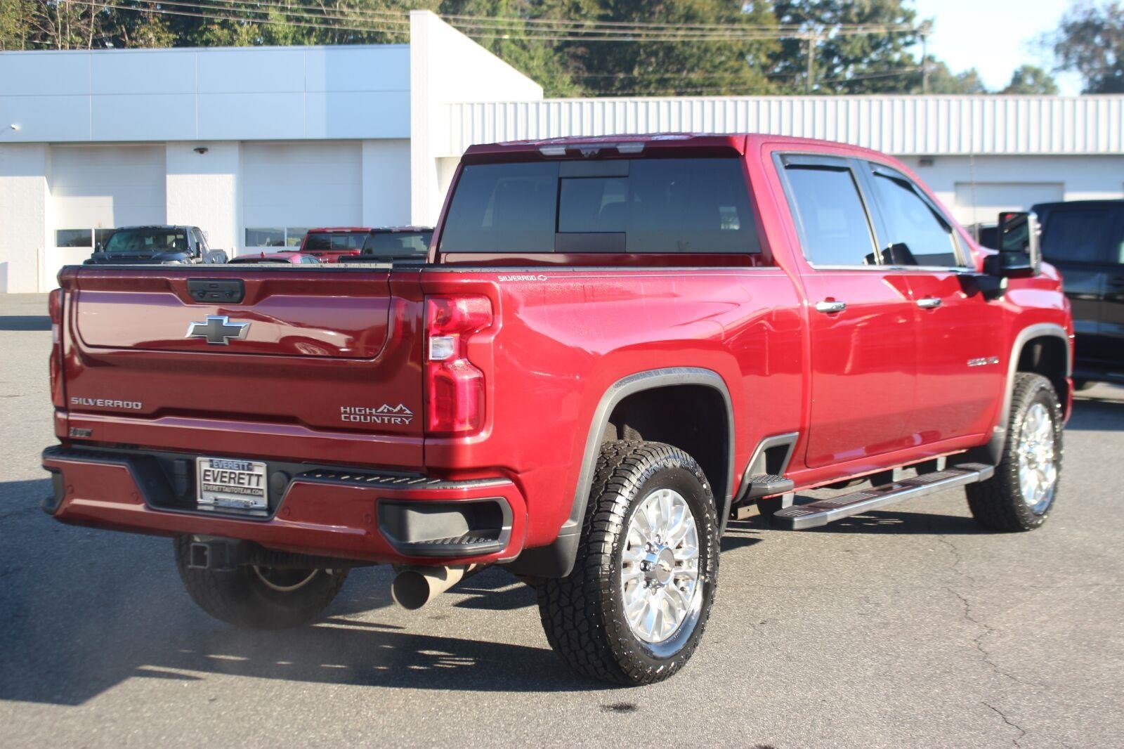 Used 2022 Chevrolet Silverado 2500 High Country w/ Z71 Off-Road Package AWD/4WD image 7
