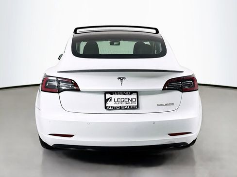 Used 2019 Tesla Model 3 Performance image 7