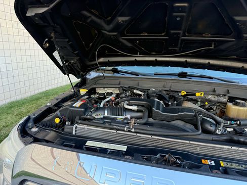 Used 2013 Ford F450 Lariat w/ Lariat Interior Pkg image 38