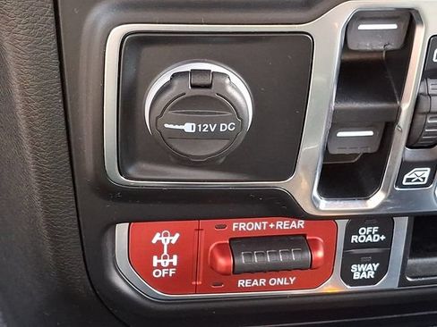 Used 2021 Jeep Wrangler Unlimited Rubicon AWD/4WD image 26