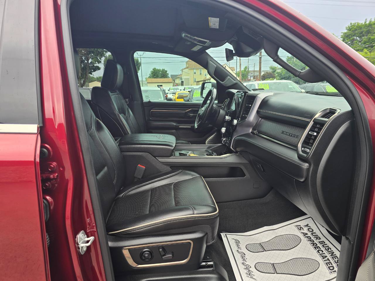 Used 2021 RAM 1500 Limited AWD/4WD image 17