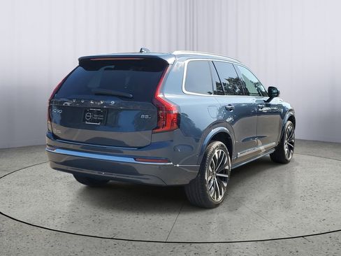 New 2025 Volvo XC90 B5 Plus w/ Protection Package Premier image 2