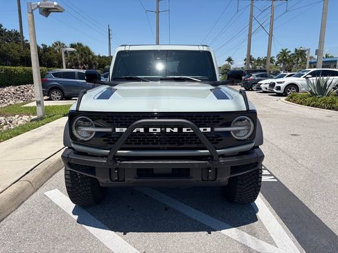 Used 2021 Ford Bronco First Edition AWD/4WD image 2