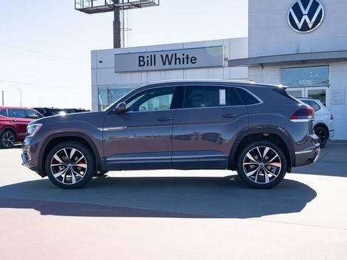 New 2026 Volkswagen Atlas Cross Sport SEL Premium R-Line image 3