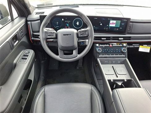 Certified 2024 Hyundai Santa Fe Calligraphy image 11