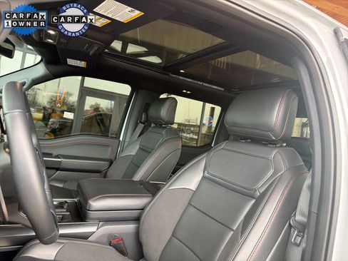 Used 2025 Ford F150 Raptor image 19