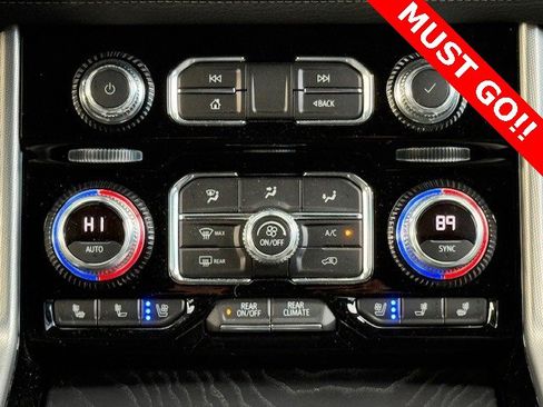 Used 2022 GMC Yukon Denali w/ Advanced Technology Package image 26