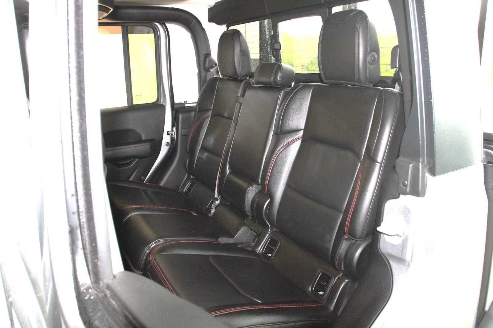 Used 2020 Jeep Gladiator Rubicon AWD/4WD image 22