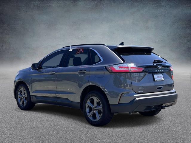 Used 2022 Ford Edge SEL w/ Sport Appearance Package AWD/4WD image 4
