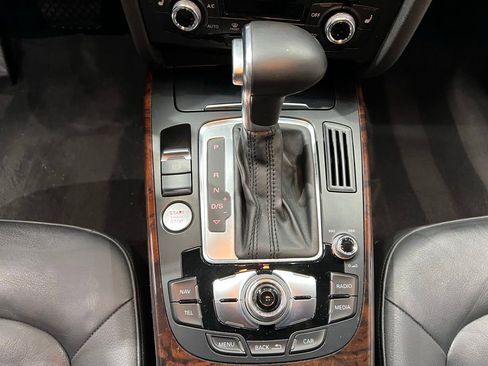 Used 2016 Audi A4 2.0T Premium Plus w/ Technology Package image 41