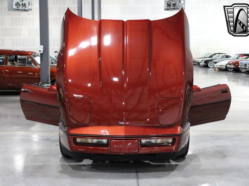 Used 1987 Chevrolet Corvette Convertible image 21
