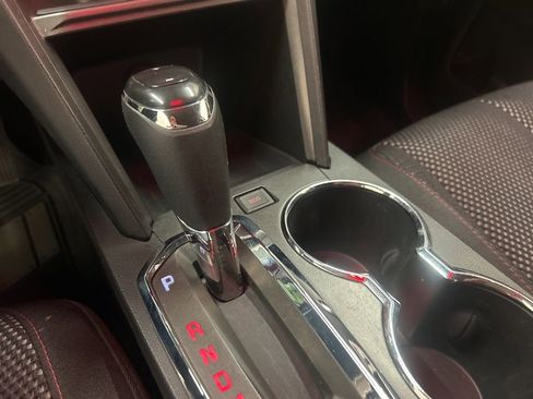 Used 2016 GMC Terrain SLE image 23