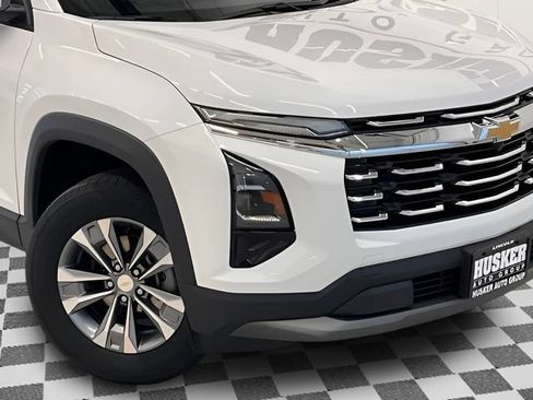 Certified 2025 Chevrolet Equinox LT FWD image 27