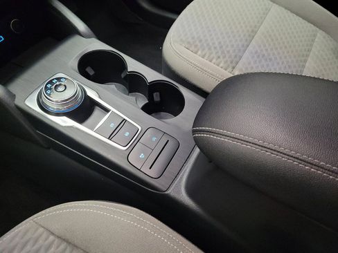 Used 2021 Ford Escape SE w/ Convenience Package image 26