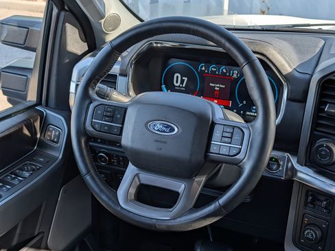 Used 2022 Ford F150 Lariat image 22