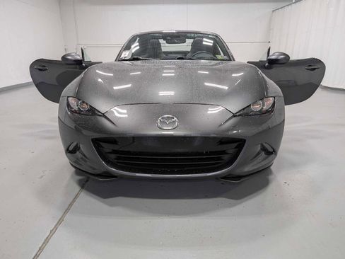Used 2019 MAZDA MX-5 Miata RF Grand Touring image 16