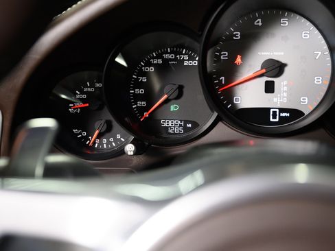 Used 2013 Porsche 911 Carrera S image 50