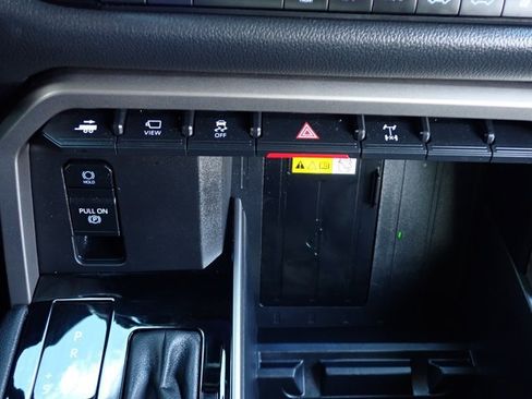 Used 2024 Toyota Tundra Limited w/ TRD Off-Road Package AWD/4WD image 19