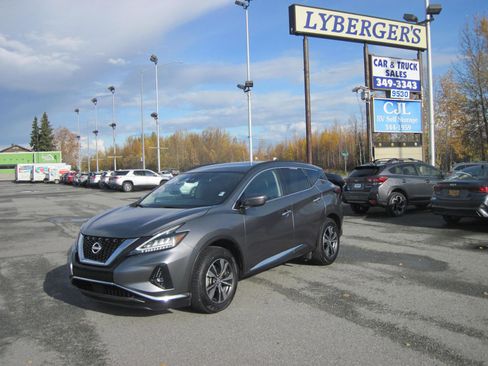 Used 2023 Nissan Murano SV image 1