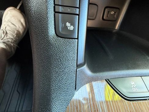 Used 2019 GMC Acadia SLE w/ Driver Alert Package I AWD/4WD image 28