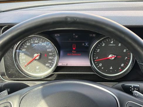 Used 2018 Mercedes-Benz E 400 4MATIC Sedan image 20