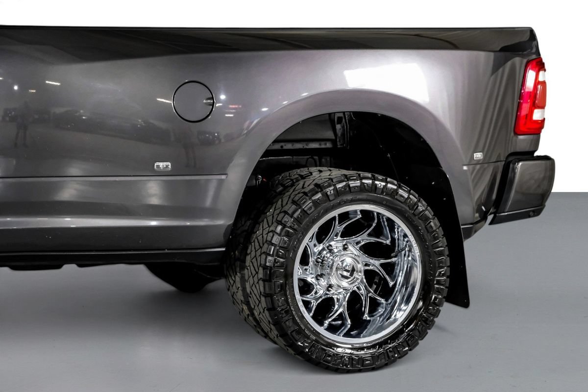 Used 2024 RAM 3500 Laramie AWD/4WD image 13