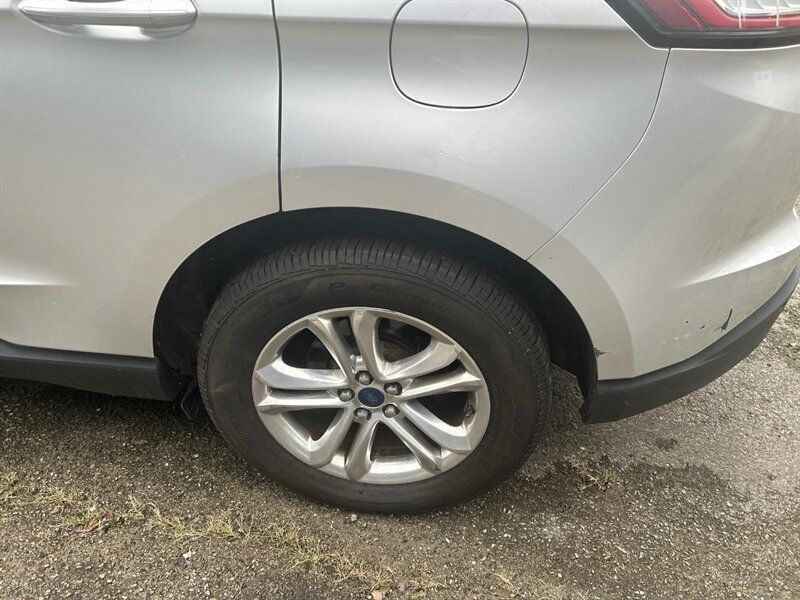 Used 2015 Ford Edge SEL w/ Equipment Group 201A AWD/4WD image 24