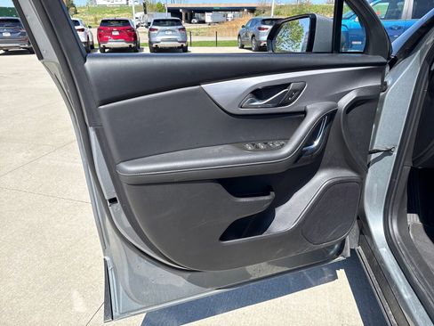 Used 2025 Chevrolet Blazer LT image 12