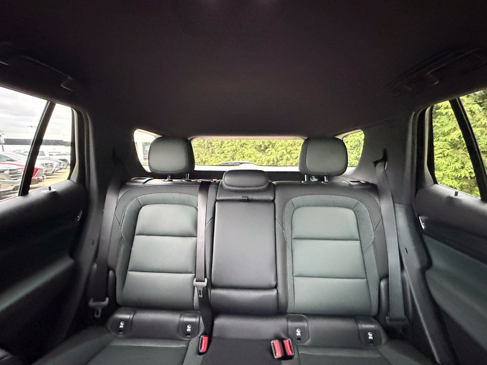 New 2027 GMC Terrain AT4 w/ Convenience Package III AWD/4WD image 3