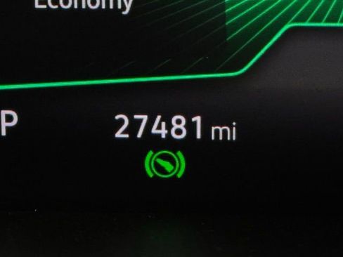 Used 2024 Volkswagen Tiguan Wolfsburg Edition image 28