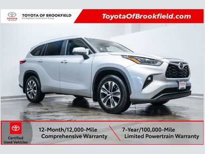 Used 2023 Toyota Highlander XLE