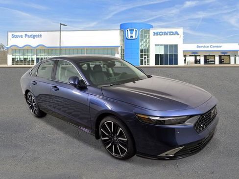 New 2026 Honda Accord Touring image 8