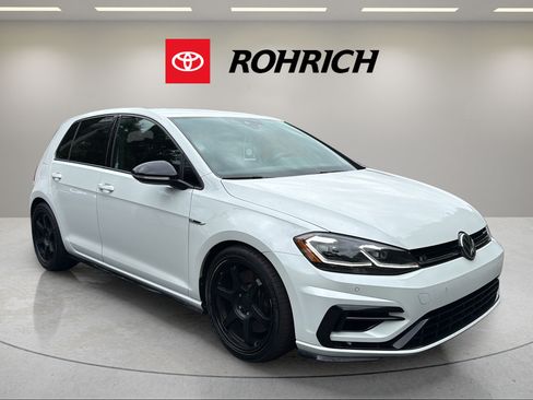 Used 2019 Volkswagen Golf R 4-Door AWD/4WD image 4