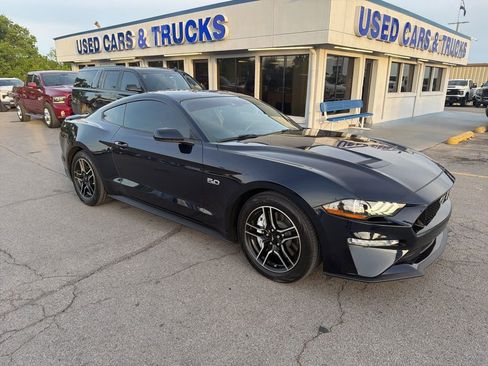 Used 2021 Ford Mustang GT RWD image 1