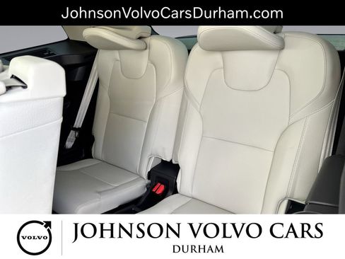 Used 2024 Volvo XC90 B6 Plus w/ Protection Package Premier AWD/4WD image 27