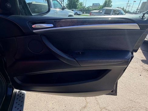 Used 2007 BMW X5 4.8i image 15