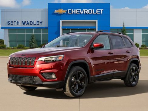 Used 2019 Jeep Cherokee Latitude Plus AWD/4WD image 3